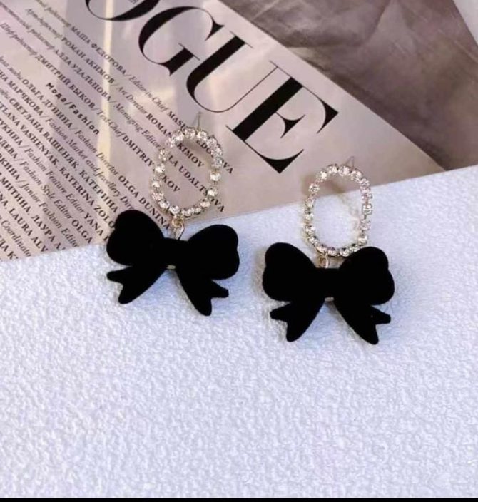 Decent Bow Earring -- SA-42