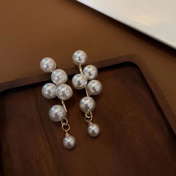 Decent Korean Earring -- FT-22