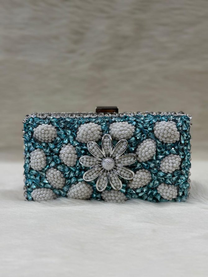 Prestige Clutches -- TM - 08 - Image 16