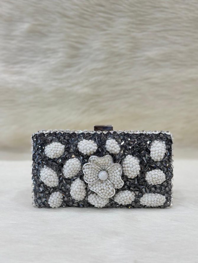 Prestige Clutches -- TM - 08 - Image 14