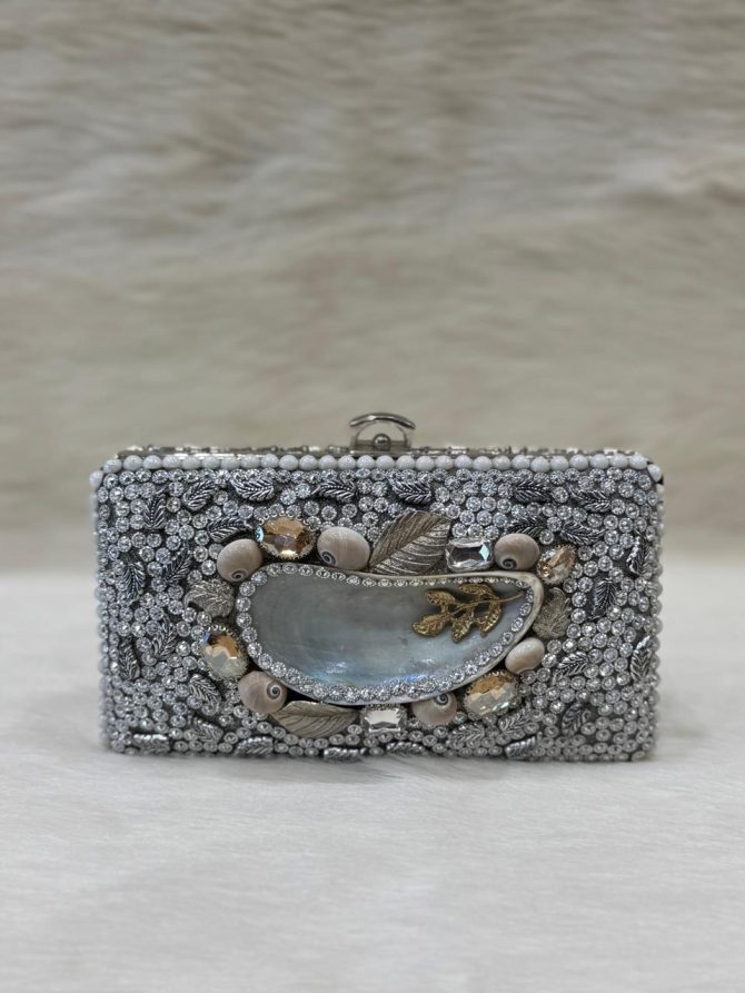 Prestige Clutches -- TM - 08 - Image 8